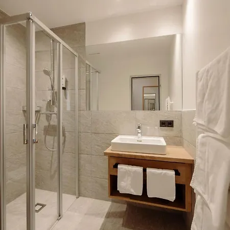Rohrmooser Schloessl Guest house Schladming