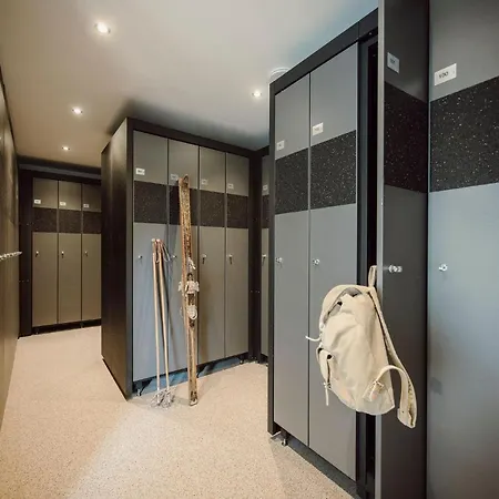 Rohrmooser Schloessl Guest house Schladming