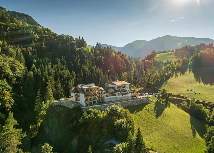 Konukevi Rohrmooser Schloessl 4*