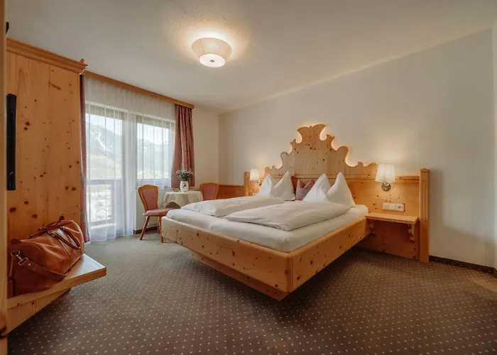 Rohrmooser Schloessl Konukevi 4*